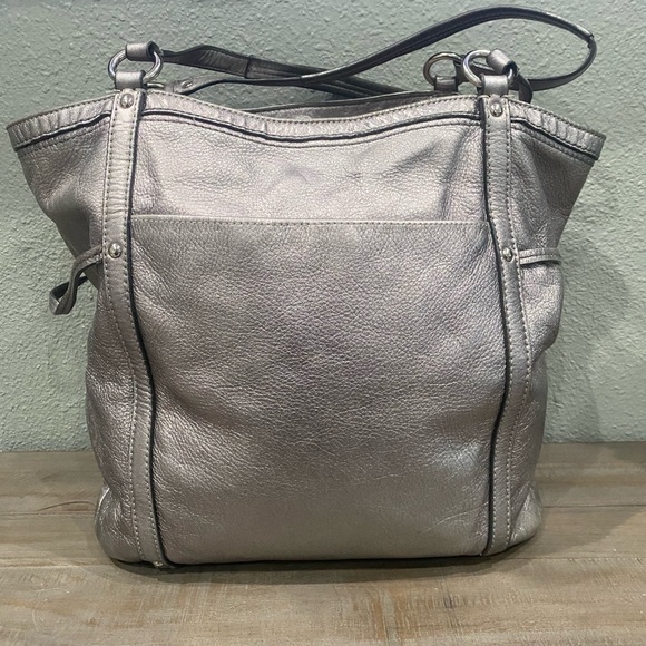 Authentic Leather Coach Satchel/ Shoulder Handbag - Picture 3 of 11